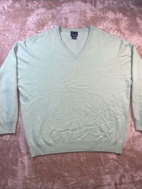 Jos. A. Bank Cashmere Women's V-Neck Sweater in Mint